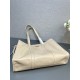 P750 top original single new waxy leather tote bag 1BG460 this tote bag using imported waxy leather oily color exudes a classical atmosphere shoulder carry handheld can be capacity space is very large huge good use is definitely the time business people m